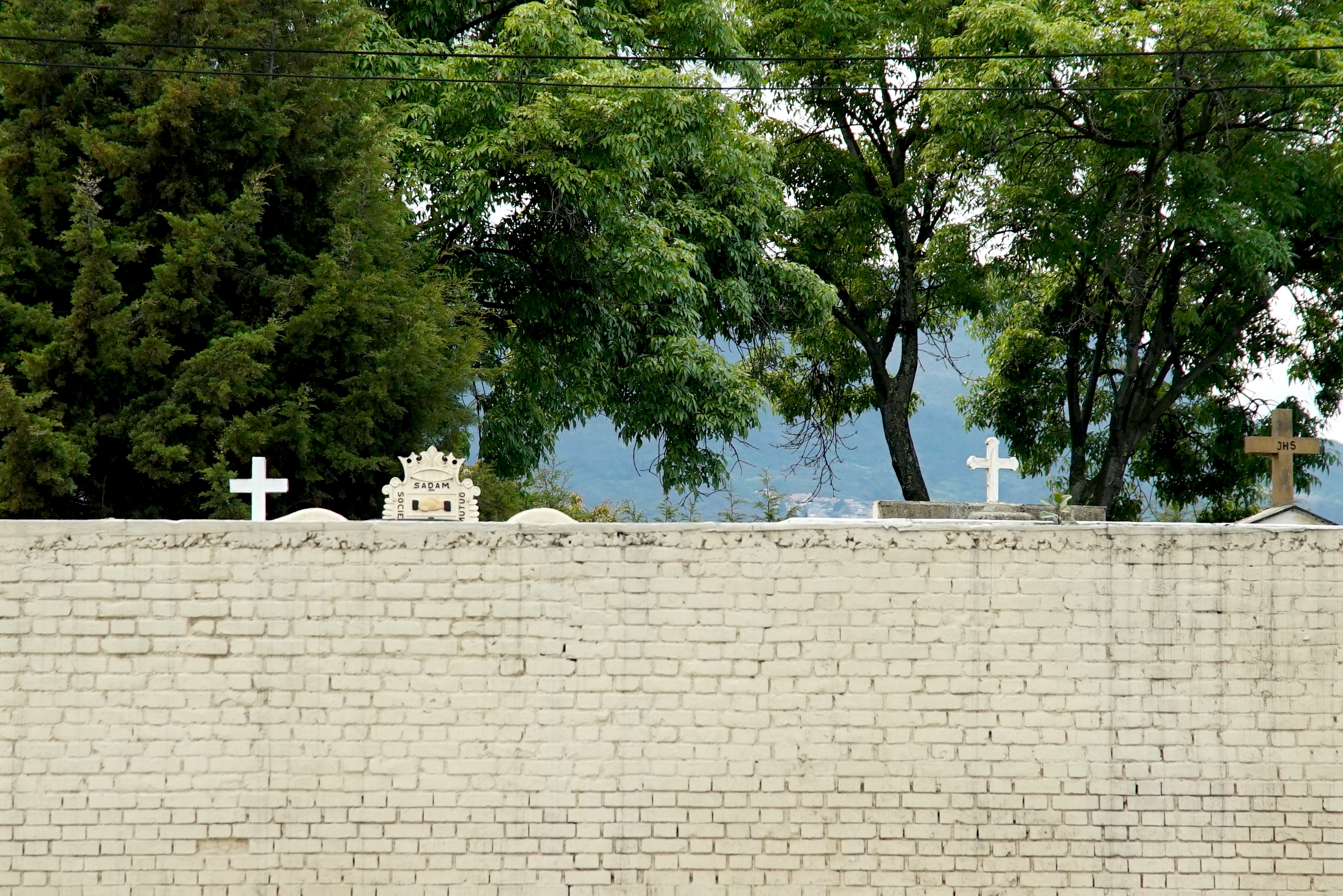 07 MURO CEMENTERIO SUR Lionel POUSSERY