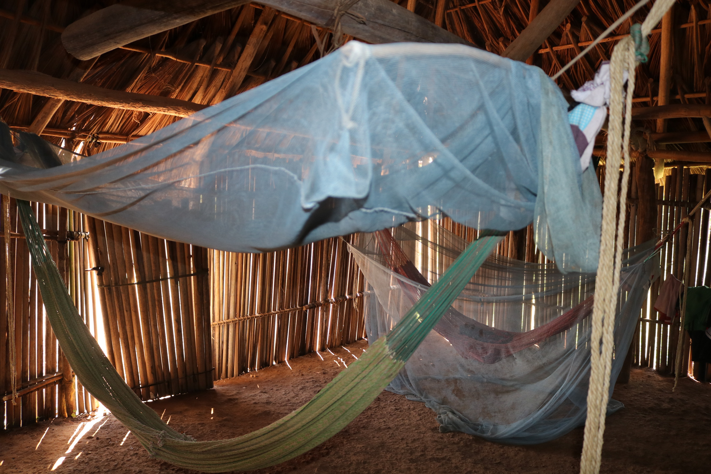 13. Chinchorros en una vivienda de la comunidad de Maniare 50