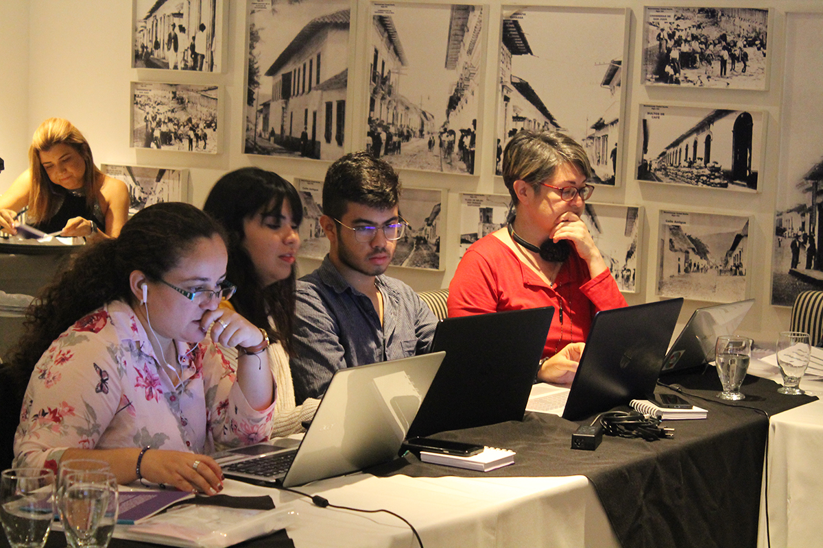 periodistas chequeo taller bucaramanga