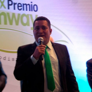 Asociado CdR, Hugo Mario Cárdenas, ganador del premio de Periodismo Ambiental Amway